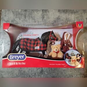 Breyer 2024 Holiday Collection | Holiday Pajama Party Playset | Horse and Rider